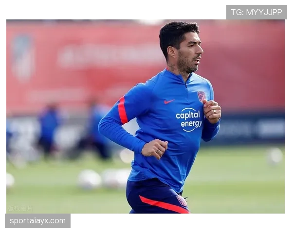 萨内童年逆袭之路：从普通少年到足球巨星的奋斗历程