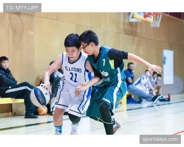 奥德加德与哈弗茨默契连线,联手助球队取胜引关注 奥德加德与哈弗茨默契连线,联手助球队取胜引关注